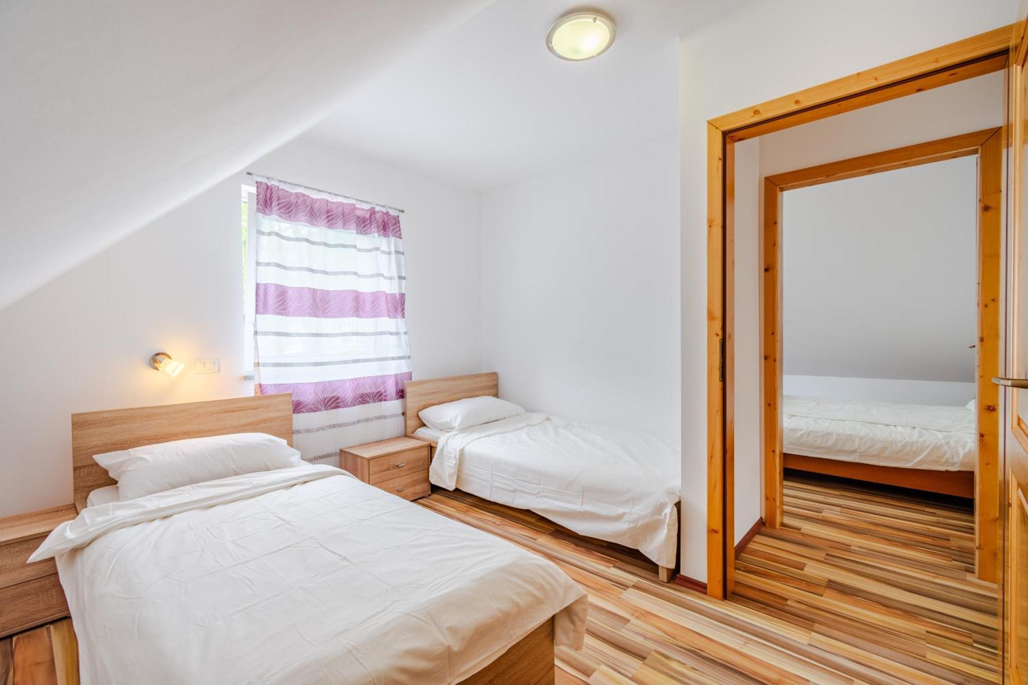 Apartment Pr' Stajercu With Free Onsite Parking 보베츠 외부 사진