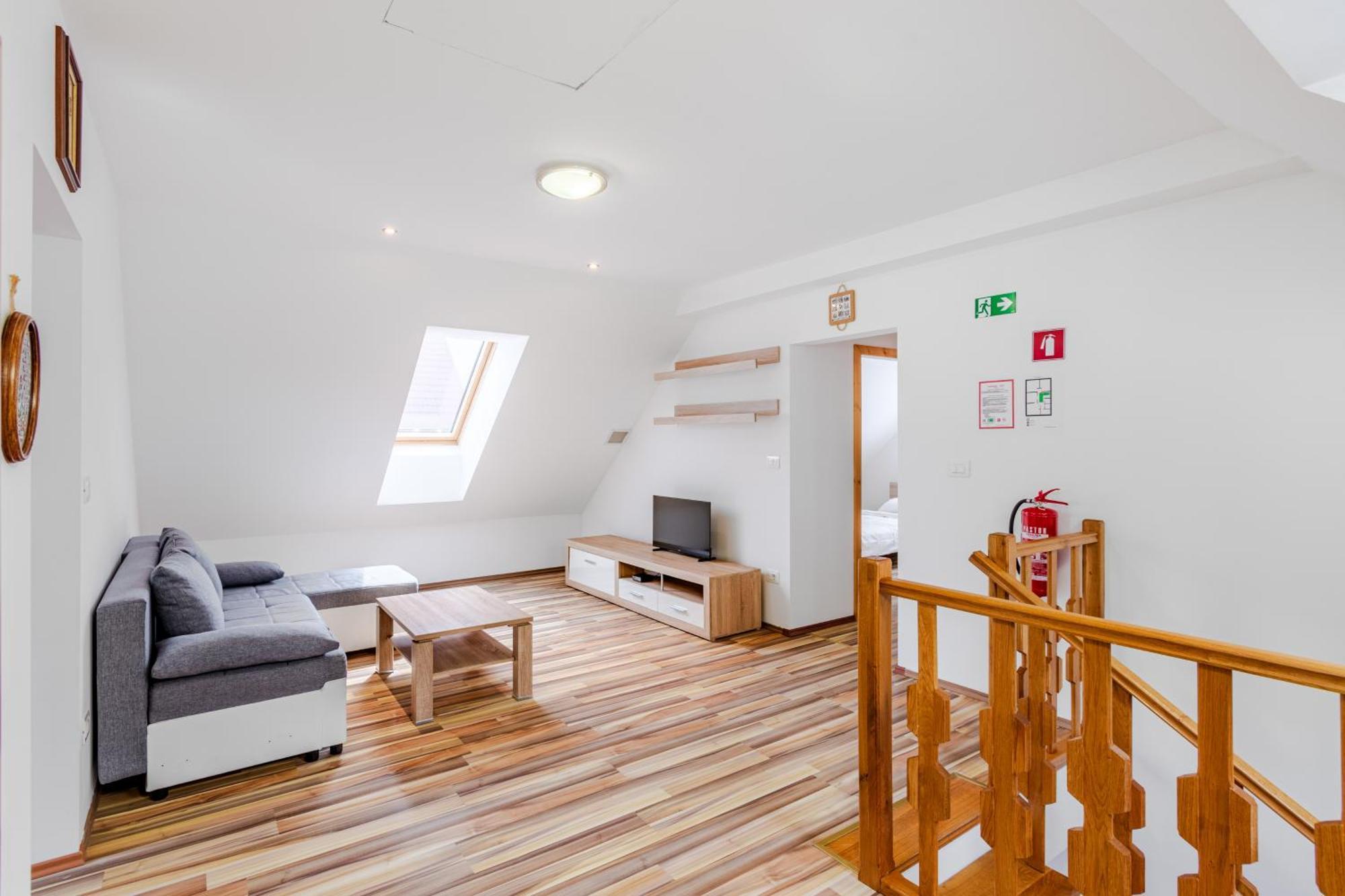 Apartment Pr' Stajercu With Free Onsite Parking 보베츠 외부 사진